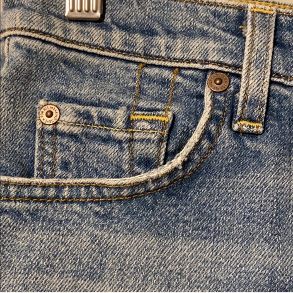 7 For All Mankind Jean Shorts - Picture 10 of 11